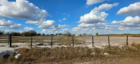 16525 NW 260 Street Okeechobee FL 34972
