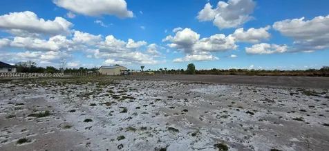 16525 NW 260 Street Okeechobee FL 34972