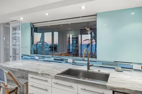 200 Ocean Lane Drive Key Biscayne FL 33149