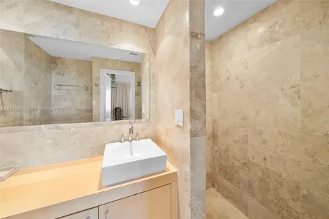 200 Ocean Lane Drive Key Biscayne FL 33149