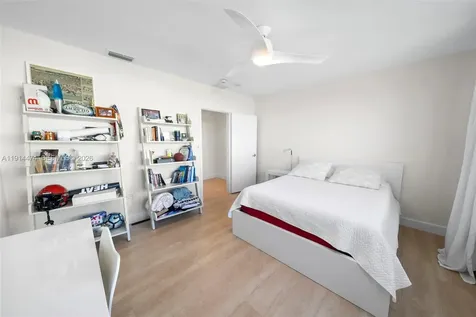 200 Ocean Lane Drive Key Biscayne FL 33149