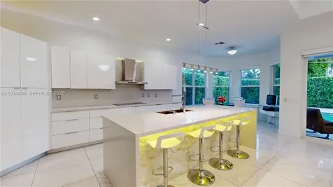 1946 Harbor View Circle Weston FL 33327