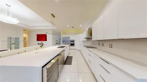 1946 Harbor View Circle Weston FL 33327