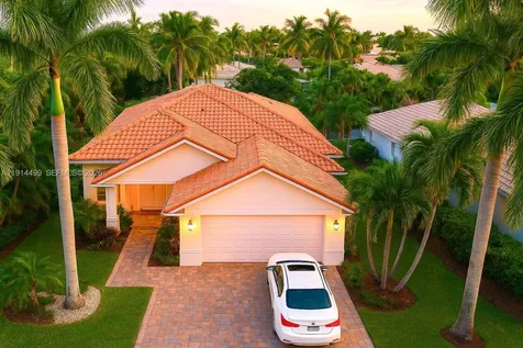 1946 Harbor View Circle Weston FL 33327