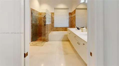 1946 Harbor View Circle Weston FL 33327