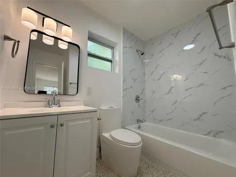 3144 NW 29th Street Miami FL 33142