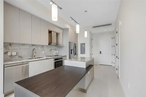 1030 15th Street Miami Beach FL 33139