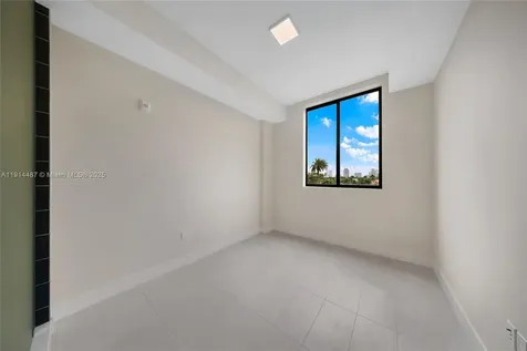 1030 15th Street Miami Beach FL 33139