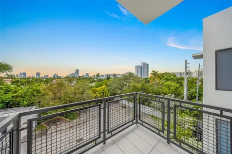1030 15th Street Miami Beach FL 33139