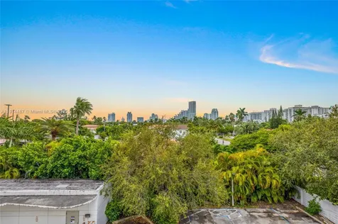 1030 15th Street Miami Beach FL 33139