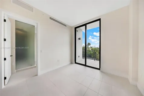 1030 15th Street Miami Beach FL 33139