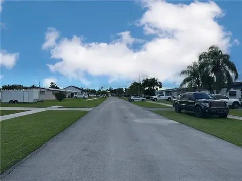 610 NW 17th Street Homestead FL 33030