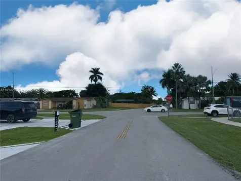 610 NW 17th Street Homestead FL 33030
