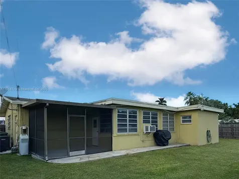 610 NW 17th Street Homestead FL 33030