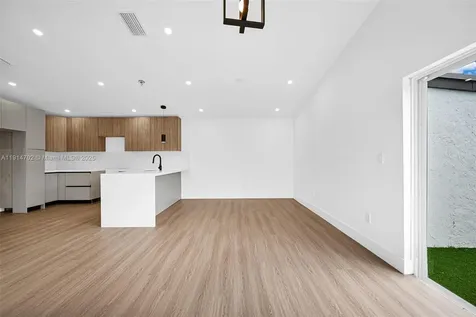 12368 SW 197th Terrace Miami FL 33177