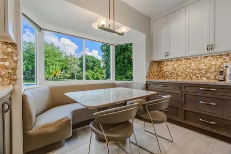 8001 SW 66th Terrace Miami FL 33143