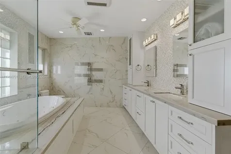 8001 SW 66th Terrace Miami FL 33143