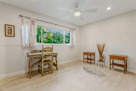 8001 SW 66th Terrace Miami FL 33143