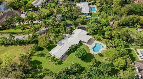 8001 SW 66th Terrace Miami FL 33143