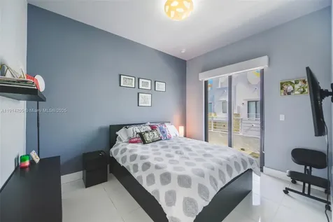 3318 Day Avenue Miami FL 33133