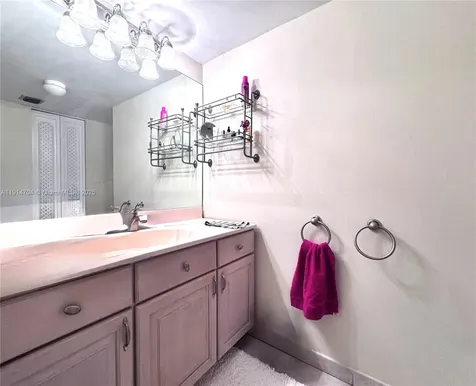 3475 N Country Club Drive Aventura FL 33180