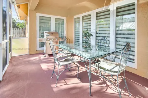 20270 NW 4th Street Pembroke Pines FL 33029