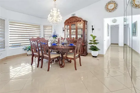 20270 NW 4th Street Pembroke Pines FL 33029