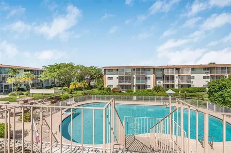 17000 NE 14th Avenue North Miami Beach FL 33162