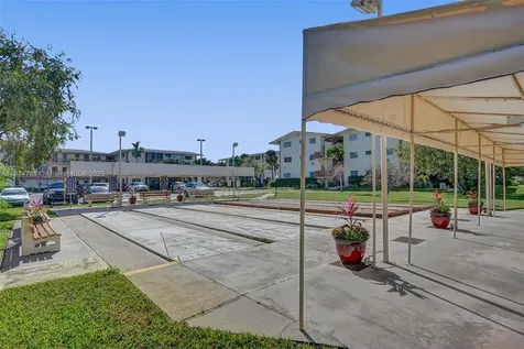 17000 NE 14th Avenue North Miami Beach FL 33162