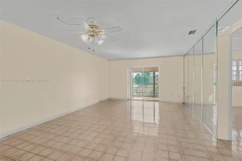 17000 NE 14th Avenue North Miami Beach FL 33162