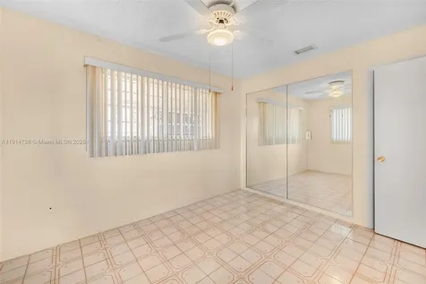 17000 NE 14th Avenue North Miami Beach FL 33162