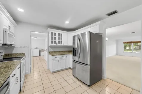 1561 SW 72nd Avenue Plantation FL 33317