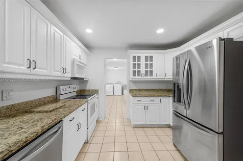1561 SW 72nd Avenue Plantation FL 33317