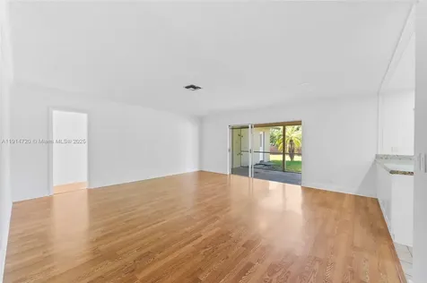1561 SW 72nd Avenue Plantation FL 33317