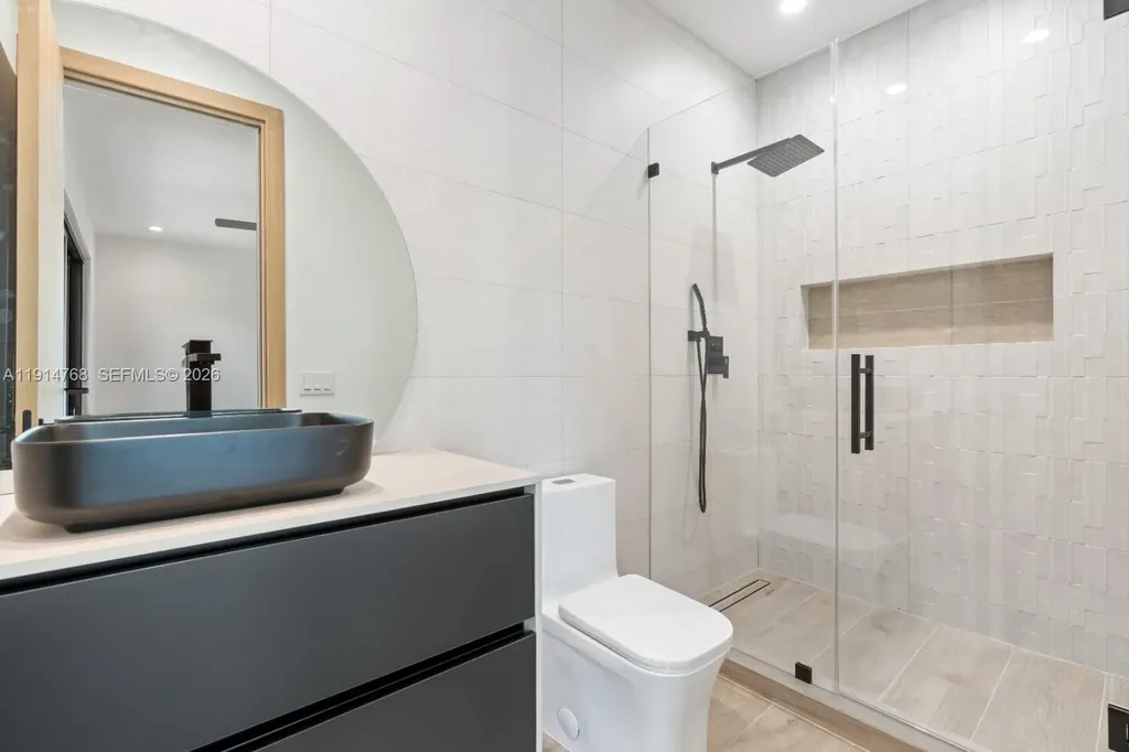 205 NE 17th Avenue Fort Lauderdale FL 33301