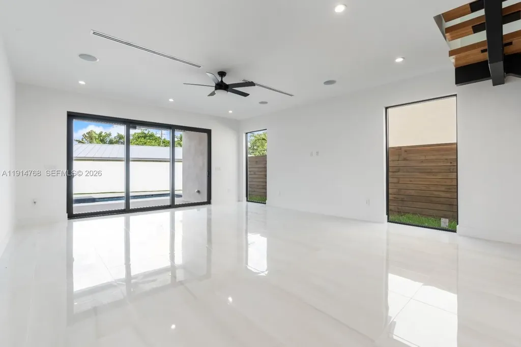 205 NE 17th Avenue Fort Lauderdale FL 33301