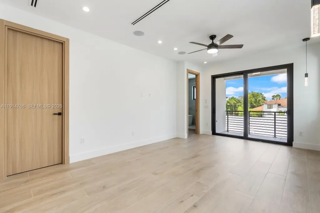 205 NE 17th Avenue Fort Lauderdale FL 33301