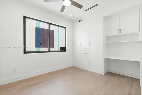 205 NE 17th Avenue Fort Lauderdale FL 33301