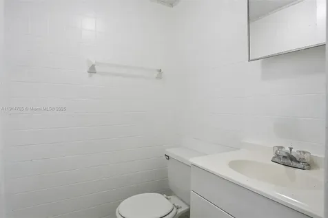 2405 NW 135th Street Opa-Locka FL 33167