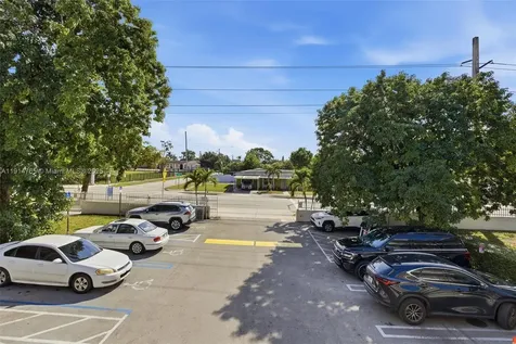 2405 NW 135th Street Opa-Locka FL 33167