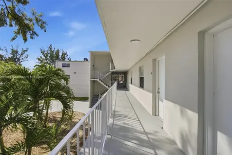 2405 NW 135th Street Opa-Locka FL 33167