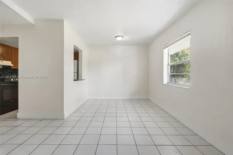 2405 NW 135th Street Opa-Locka FL 33167