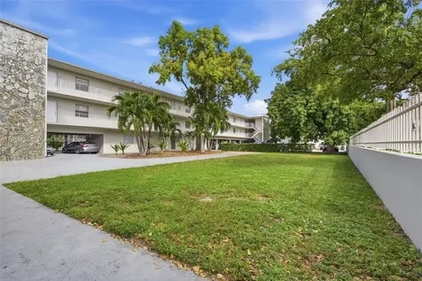 2405 NW 135th Street Opa-Locka FL 33167