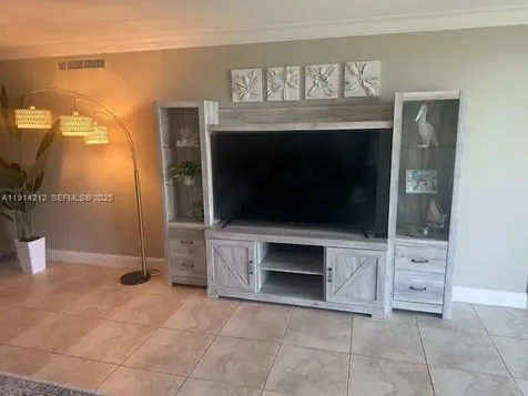 350 Beach Road Tequesta FL 33469