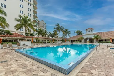 19900 E Country Club Drive Aventura FL 33180