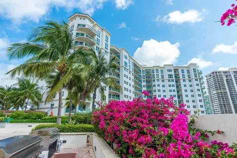 19900 E Country Club Drive Aventura FL 33180