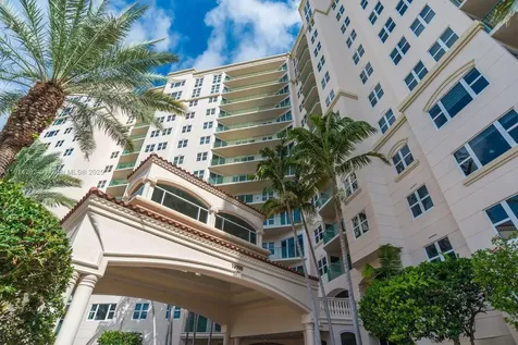 19900 E Country Club Drive Aventura FL 33180