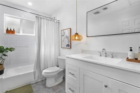 191 SE 13th Avenue Pompano Beach FL 33060