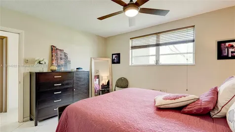 16790 NE 14th Avenue Miami FL 33162