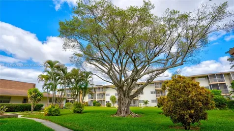 16790 NE 14th Avenue Miami FL 33162
